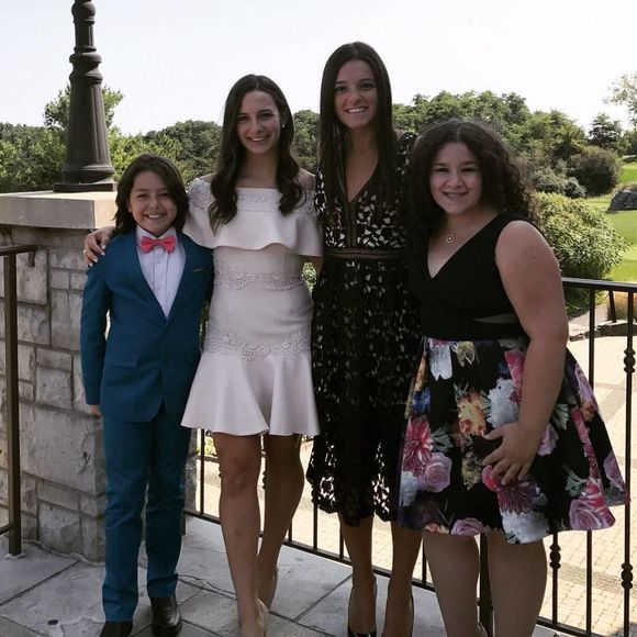 Meet your Posher, Samantha - Picture 1 of 1